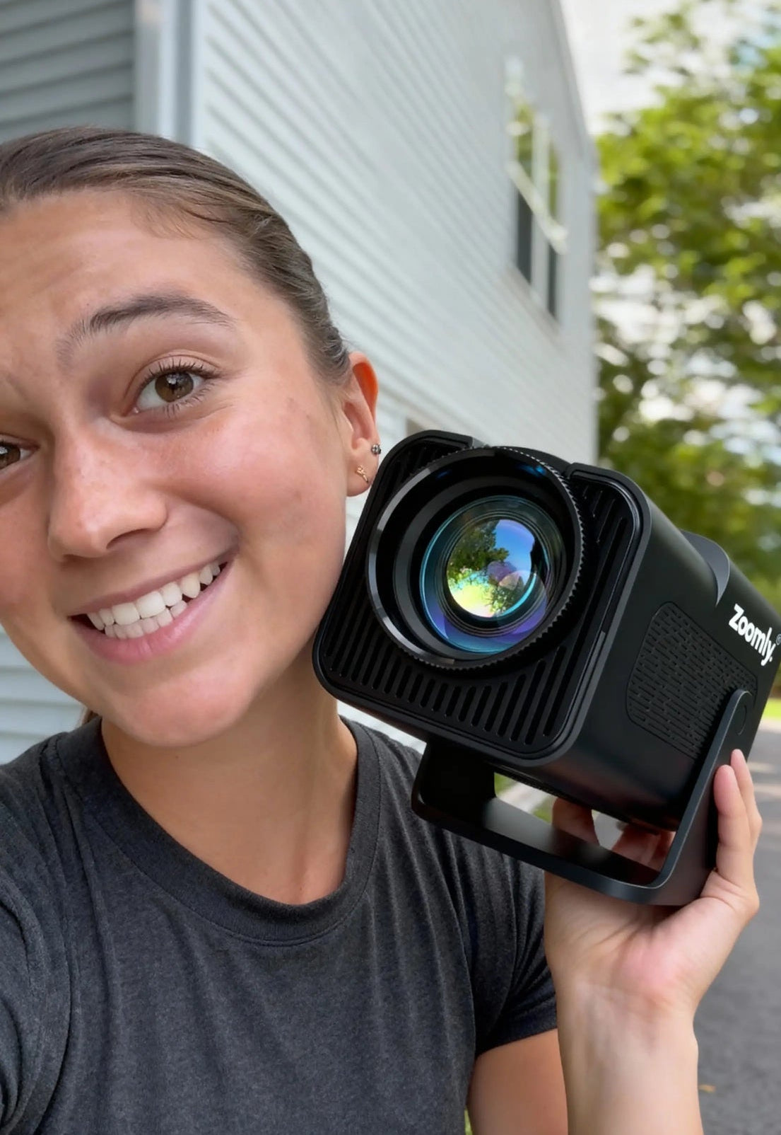 Portable & compact — regardez où vous voulez